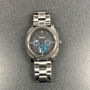 Fossil Men's Gray Watch with Blue Accents: FS4931